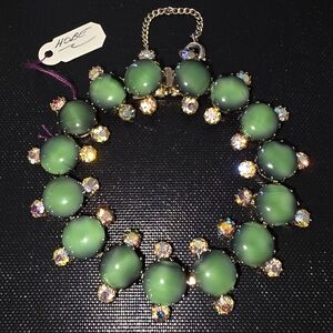 VTG Hobe Green Cabochon Satin Glass Ab Aurora Borealis Rhinestones Bracelet